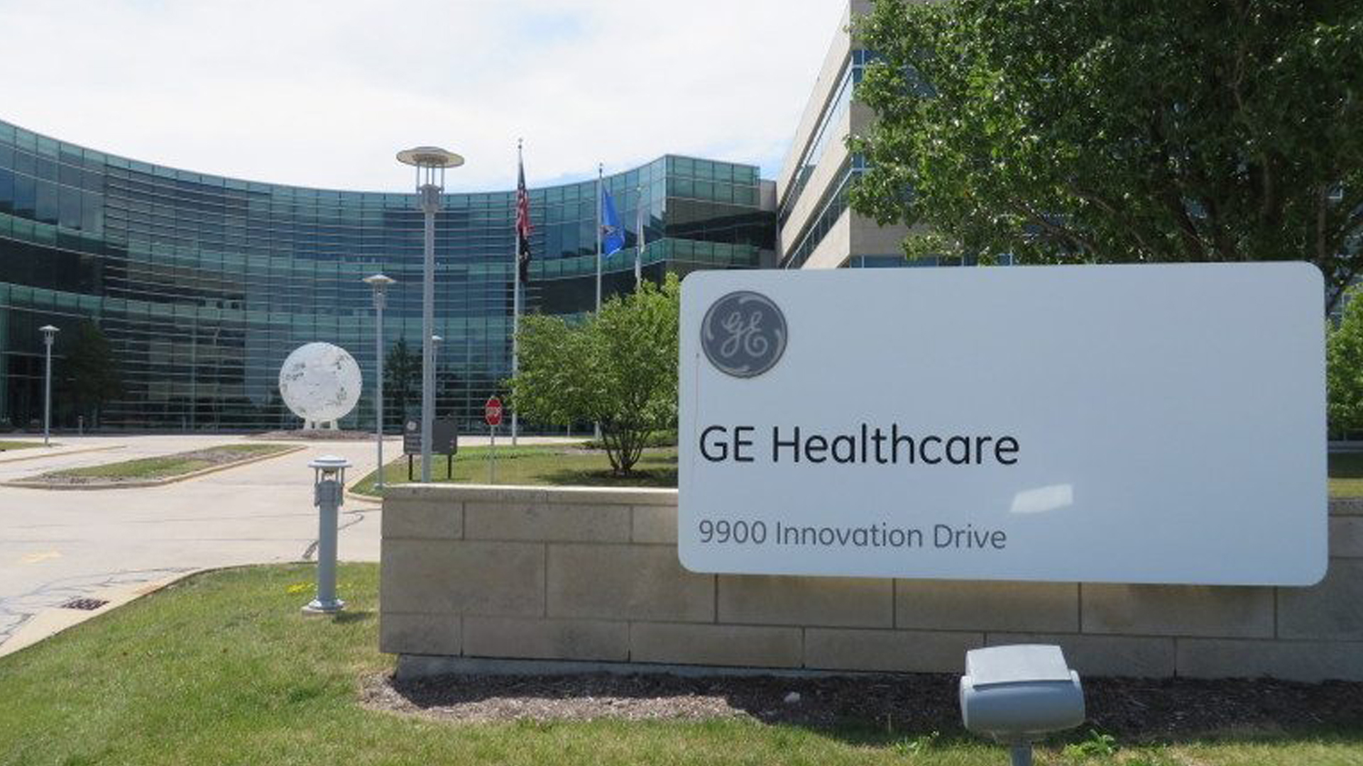 GE Healthcare to acquire surgical visualisation firm BK Medical for 1