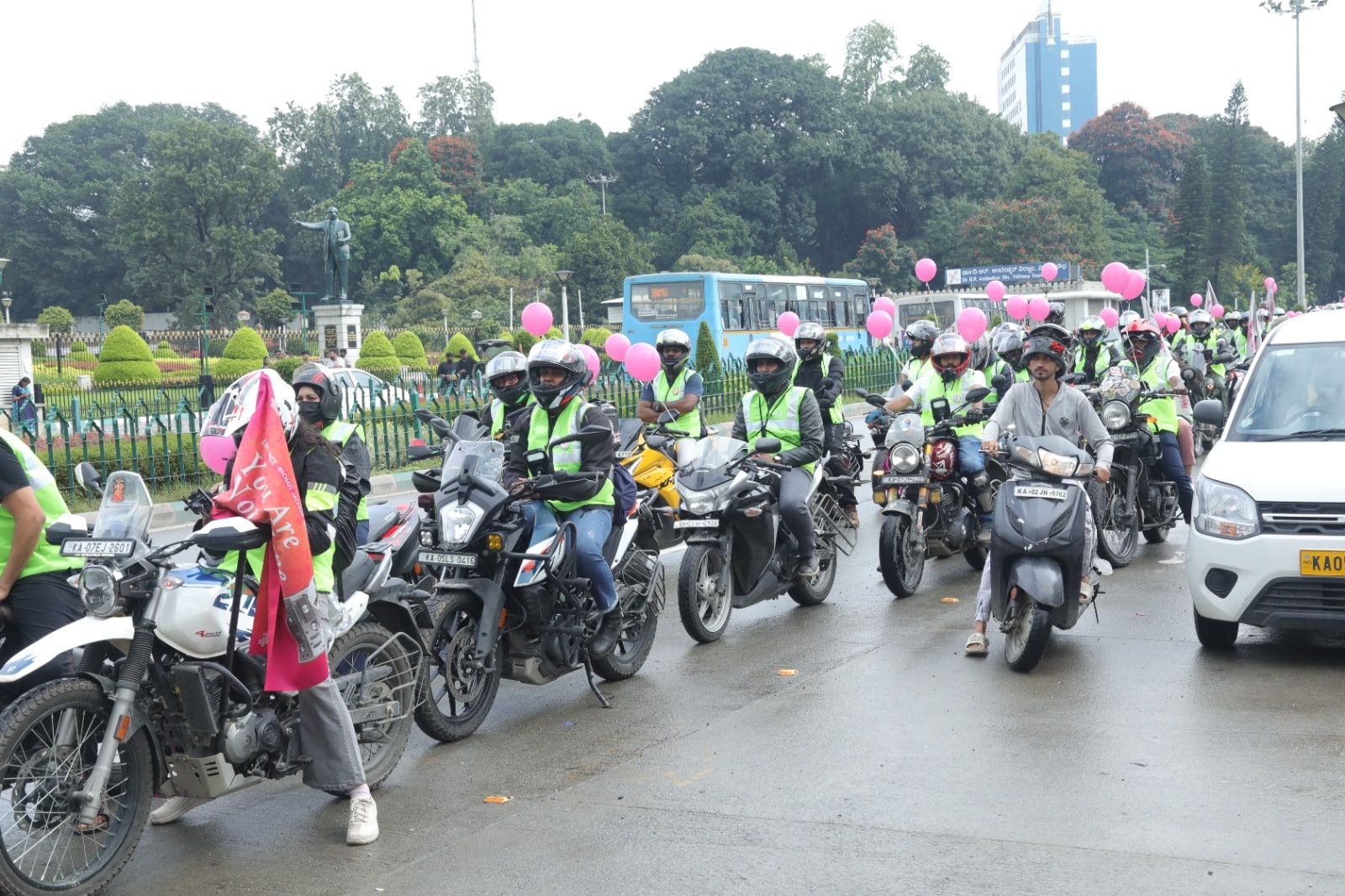 Breast Cancer Awareness Month HCG Cancer Center hosts Pink Women’s